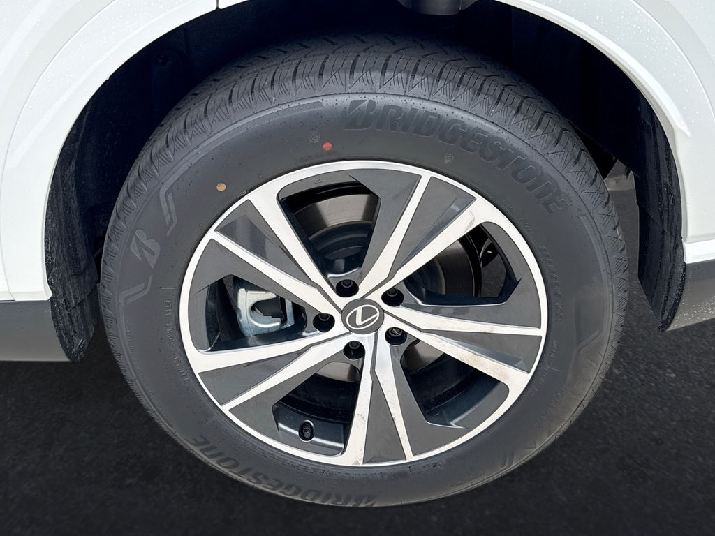Thumbnail: 2026 Lexus RX - 31