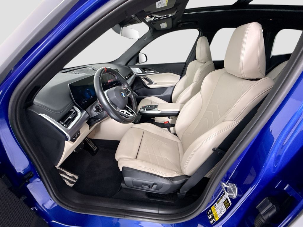 Thumbnail: 2024 BMW X1 - 19
