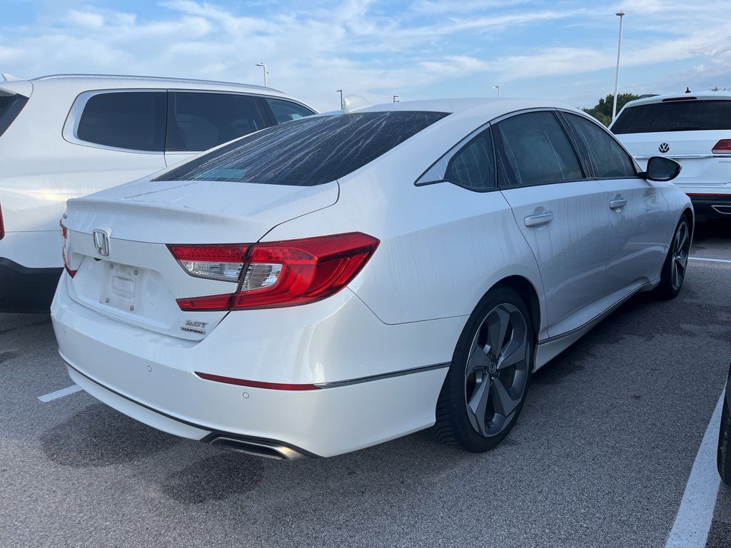 Thumbnail: 2018 Honda Accord - 3