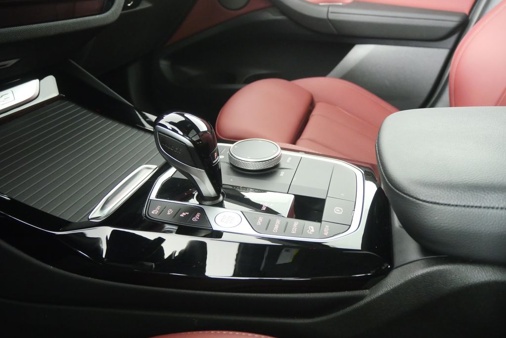 Thumbnail: 2024 BMW X3 - 25