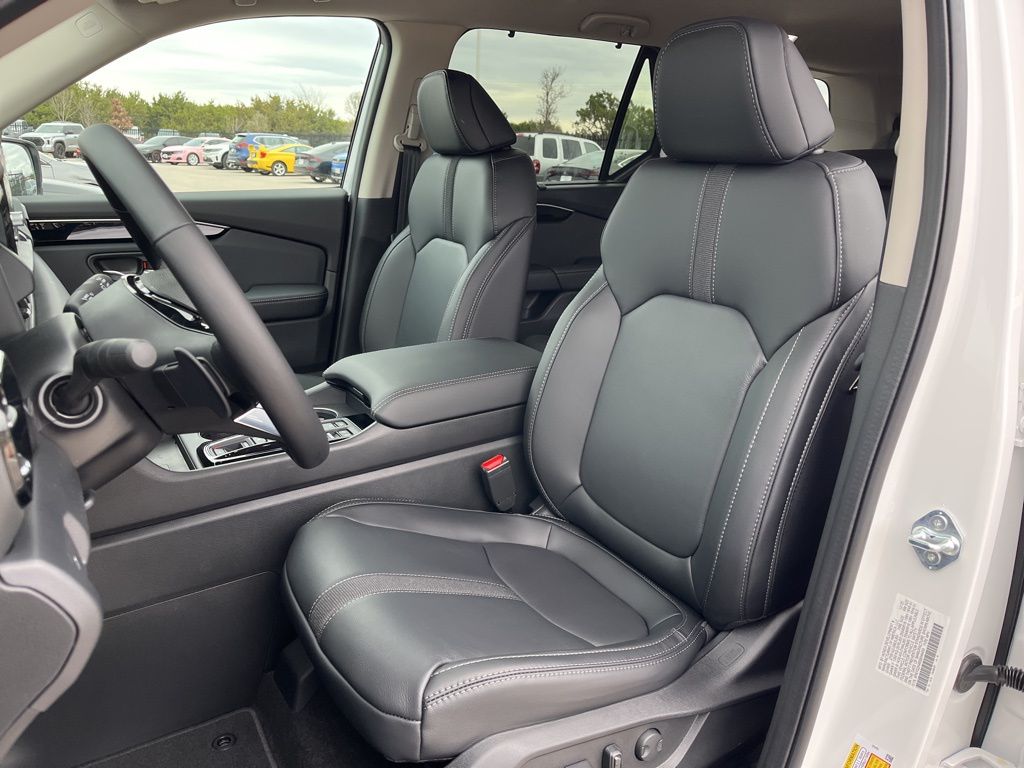 Thumbnail: 2025 Honda Pilot - 13