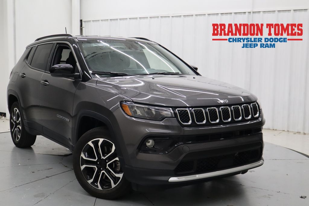 Crystal Metallic 2023 Jeep Compass SUV / Crossover Four-Wheel Drive 8-Speed Automatic