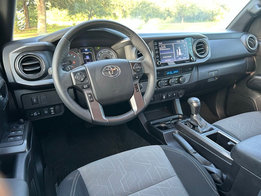 Thumbnail: 2021 Toyota Tacoma - 12