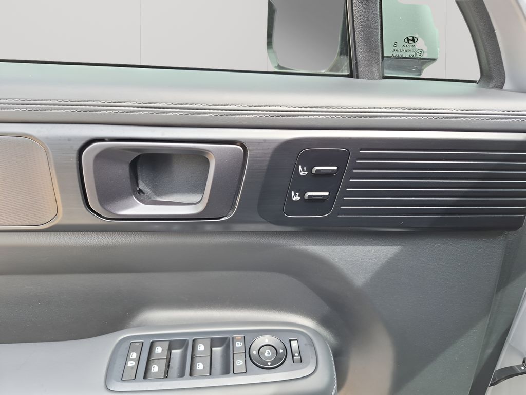 Used Car 2025 Hyundai Santa Fe Hybrid  Calligraphy For Sale Under $50,000 In Austin, Texas