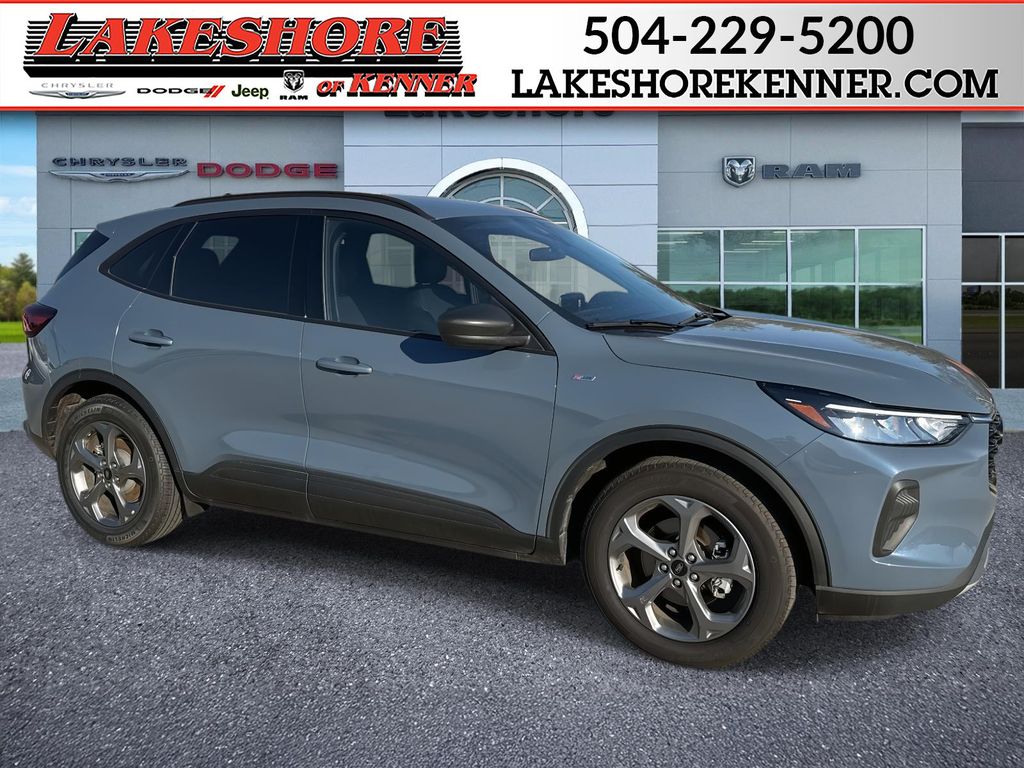 2025 Ford Escape ST-Line FWD