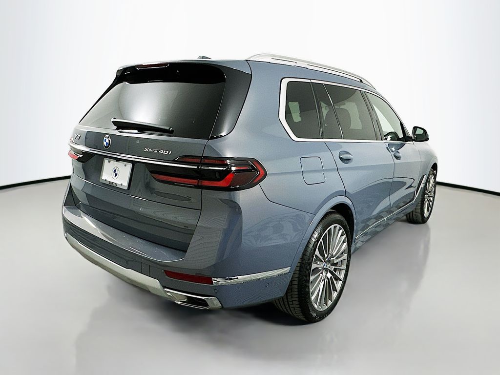 Thumbnail: 2026 BMW X7 - 5