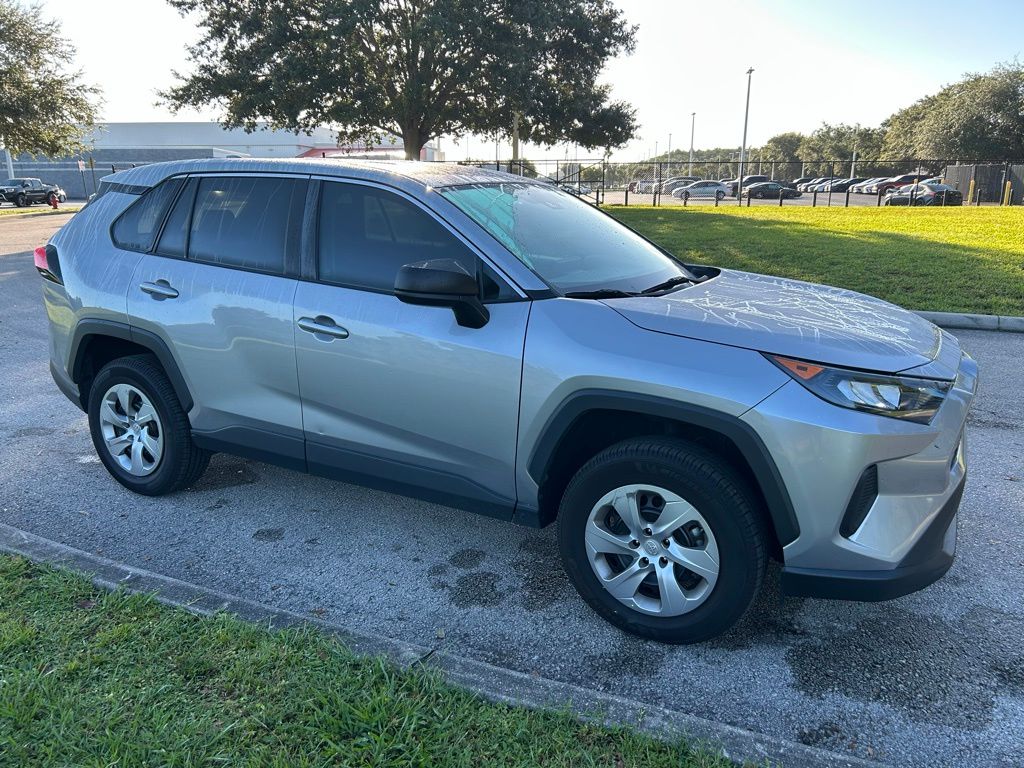 Thumbnail: 2022 Toyota RAV4 - 7