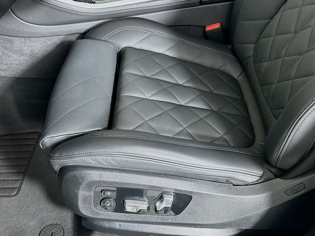 Thumbnail: 2025 BMW X5 - 20