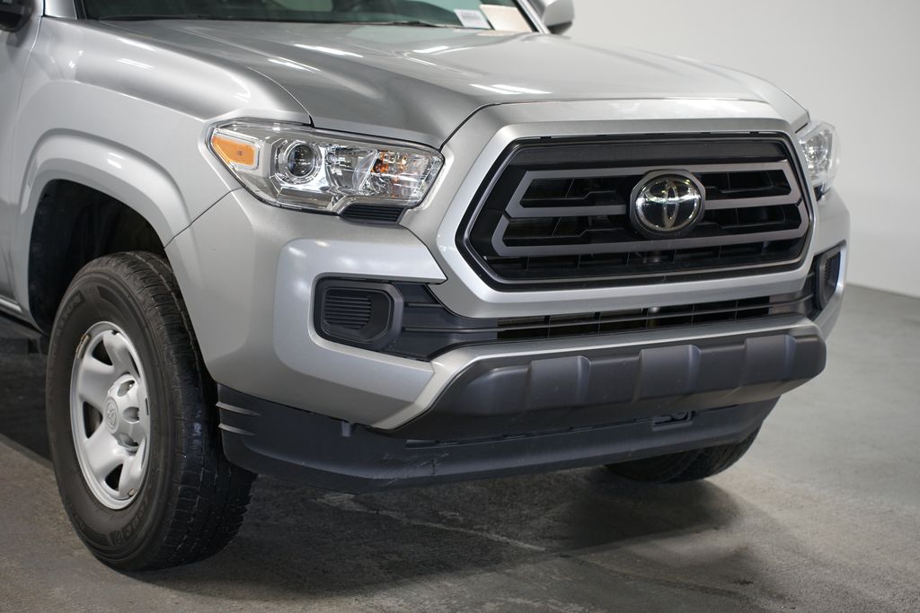 Thumbnail: 2023 Toyota Tacoma - 4