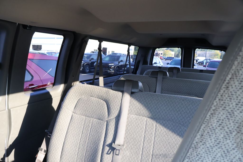 Thumbnail: 2024 Chevrolet Express - 32