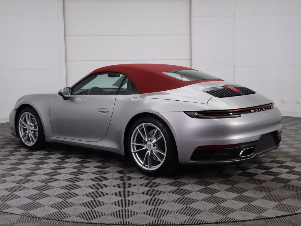 2023 Porsche 911 Carrera 15