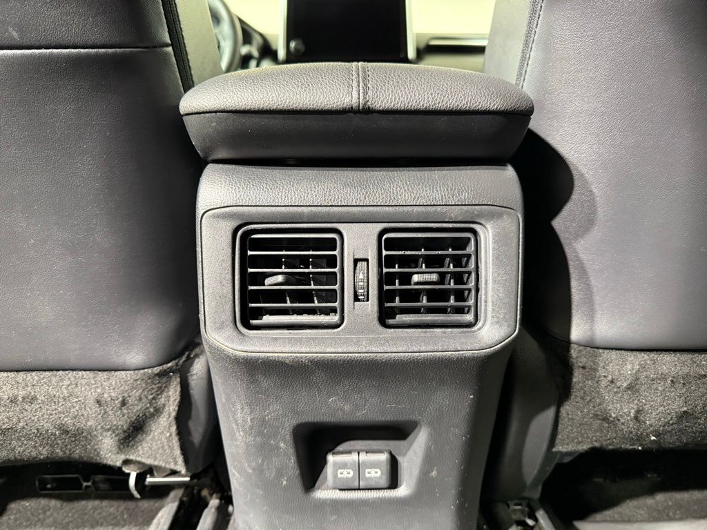 Thumbnail: 2023 Toyota RAV4 - 20