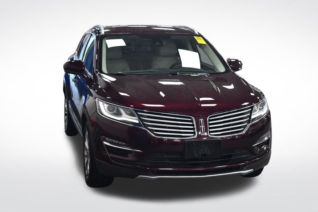Thumbnail: 2017 Lincoln MKC - 3