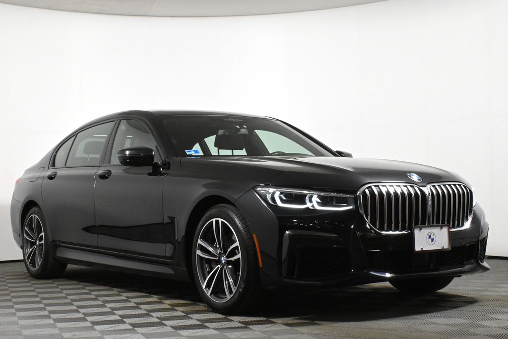 2021 BMW 7 Series 740i xDrive 9