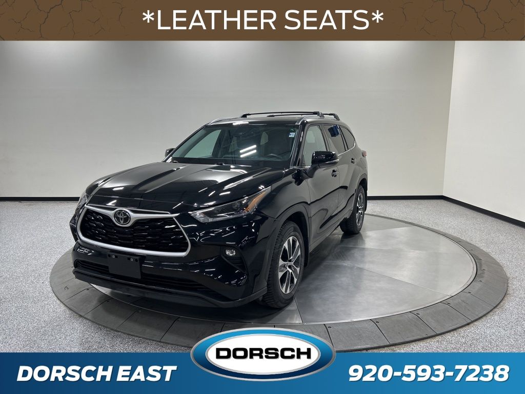 used 2021 Toyota Highlander car, priced at $34,908
