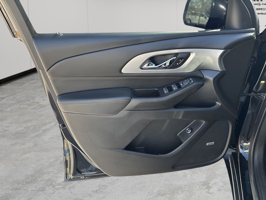 Used Car 2019 Chevrolet Traverse  Rs For Sale Under $25,000 In Austin, Texas