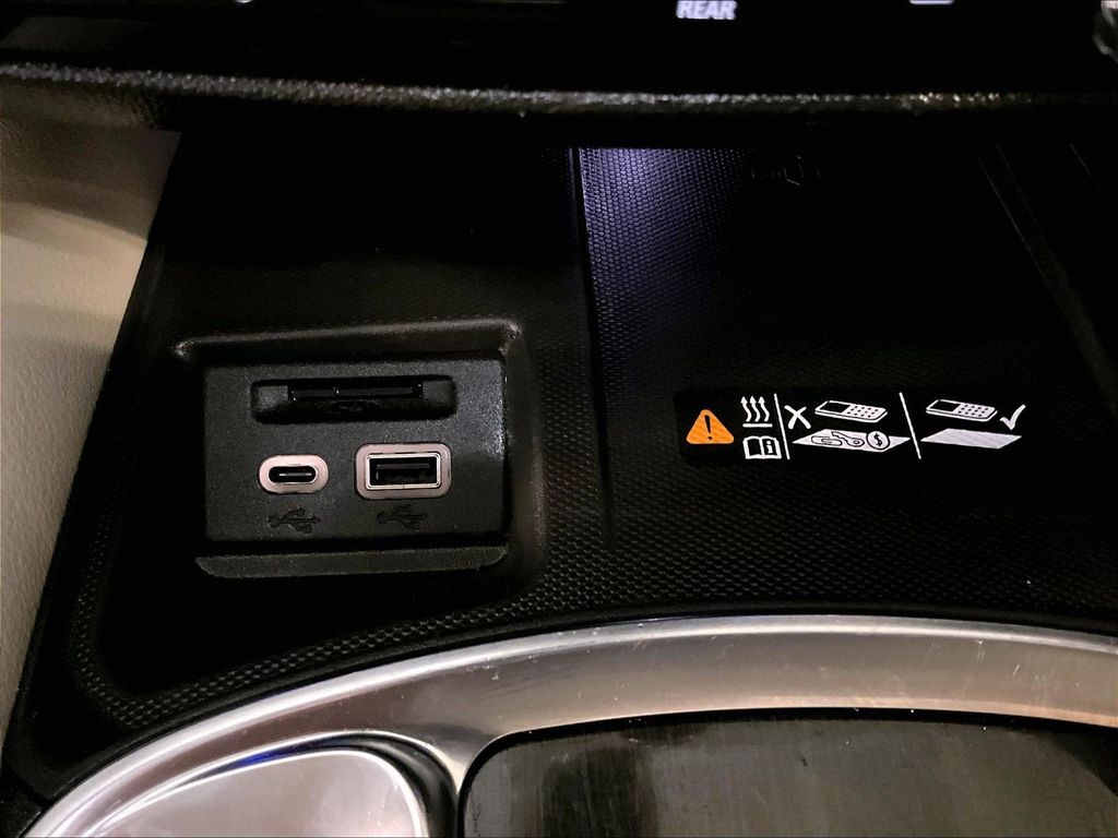 2023 Buick Enclave — photo 28