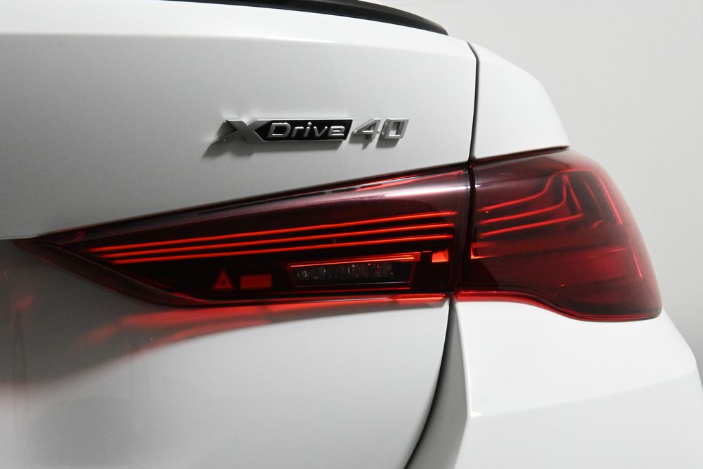 2025 BMW i4 xDrive40 13