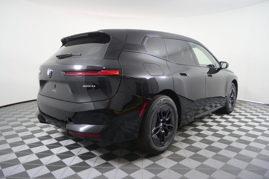 Thumbnail: 2026 BMW iX - 3