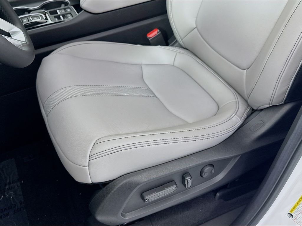 Used Car 2025 Honda Pilot  Touring For Sale Under $50,000 In Austin, Texas