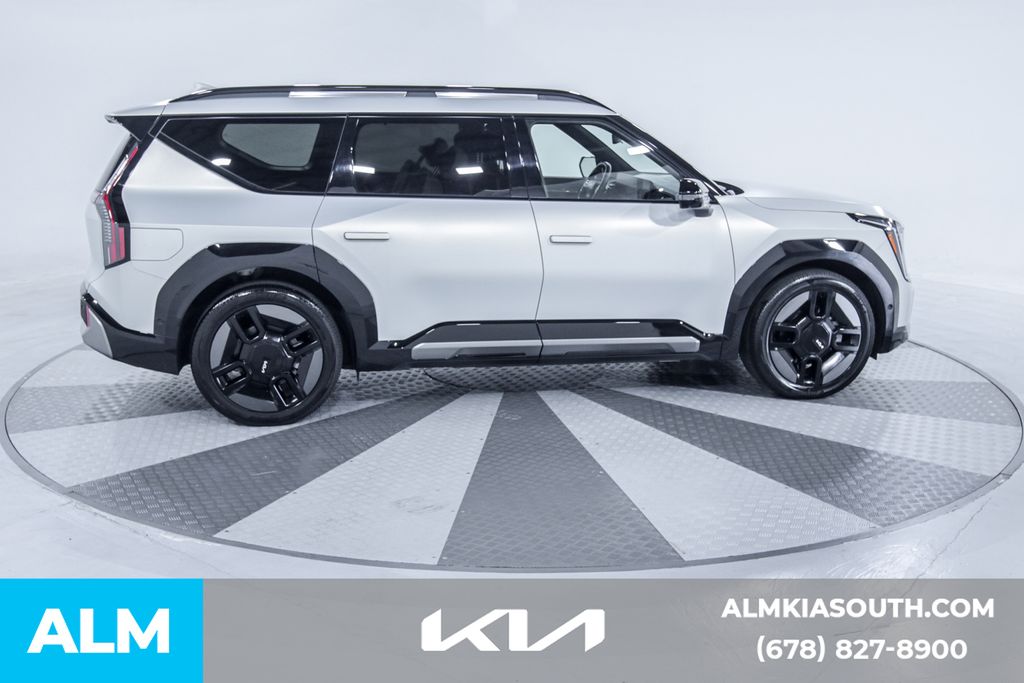 2024 Kia EV9 GT-Line photo 10