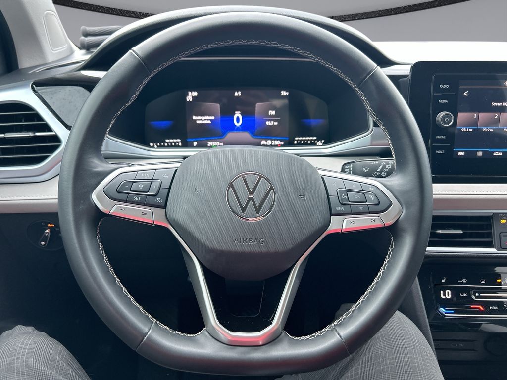 Thumbnail: 2025 Volkswagen Taos - 14