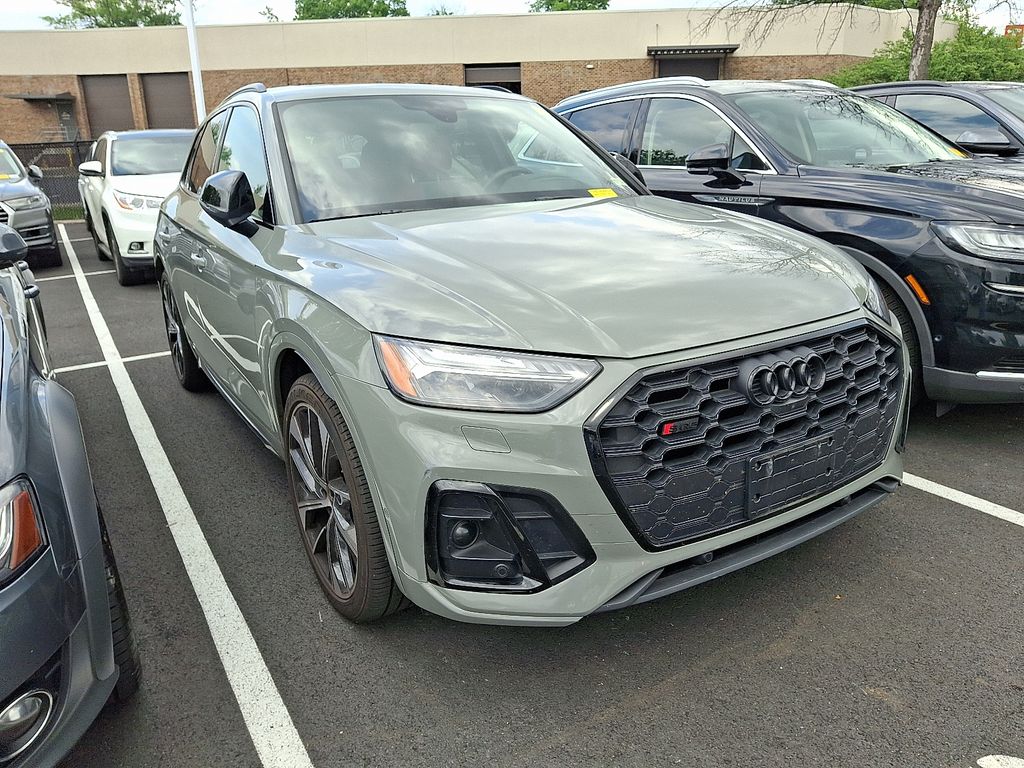 2022 Audi SQ5 Prestige 3
