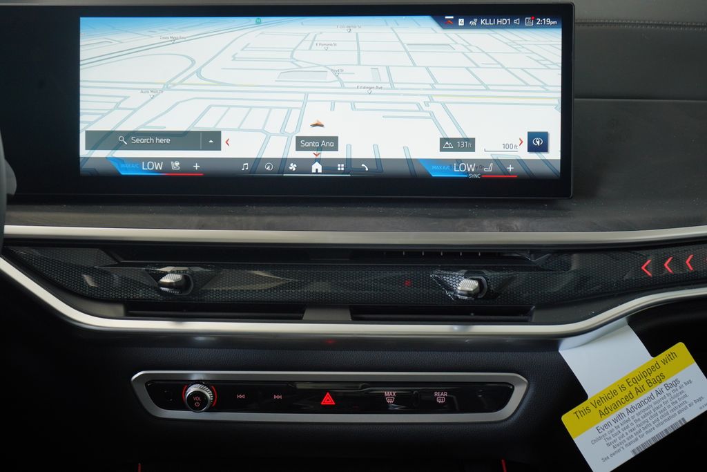 Thumbnail: 2026 BMW X7 - 15