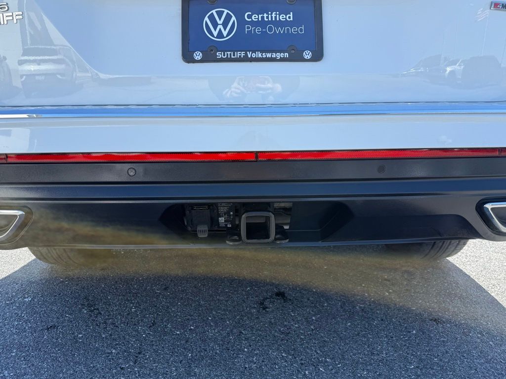 2022 Volkswagen Atlas 3.6L V6 SE w/Technology White at Sutliff Volkswagen