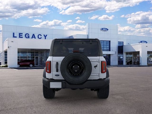 2026 Ford Bronco Outer Banks - 4