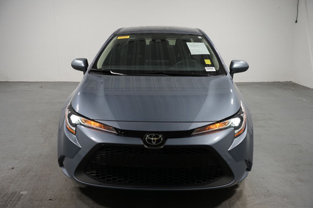 2022 Toyota Corolla LE 2