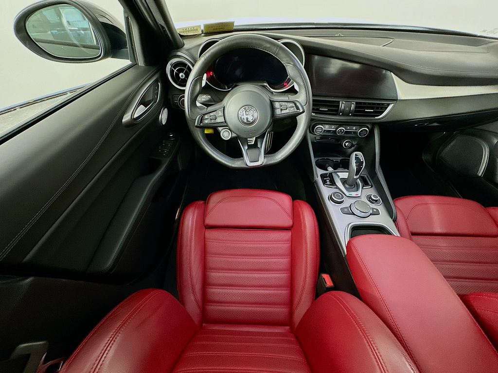 Alfa RomeoGiulia9