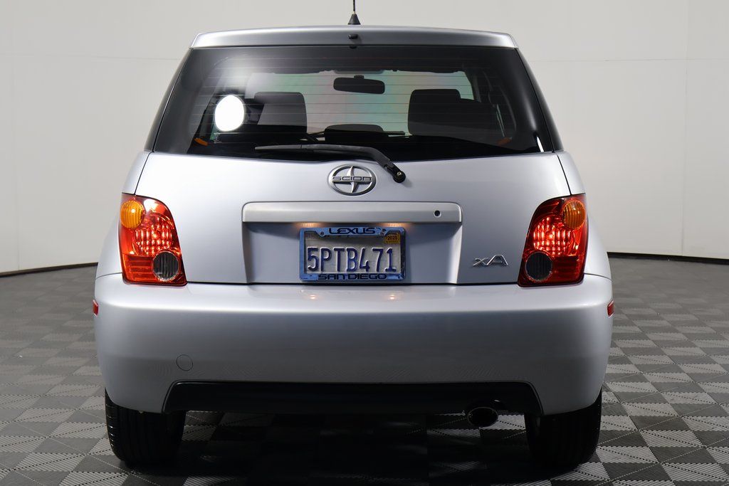Thumbnail: 2005 Scion xA - 5