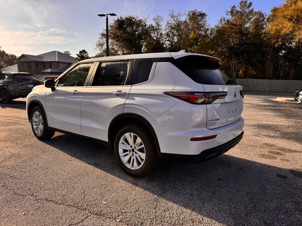 New 2026 Mitsubishi Outlander SUV
