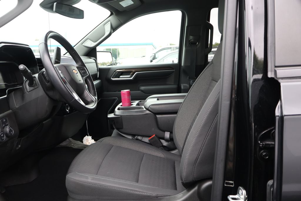2022 Chevrolet Silverado 1500 LT 13