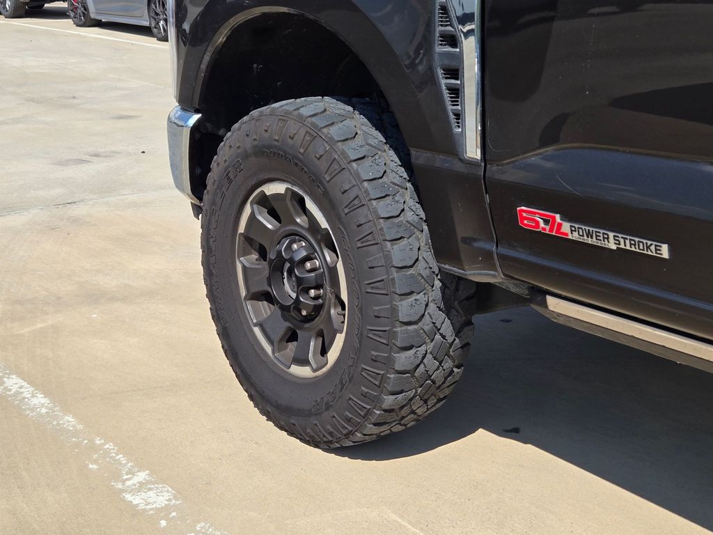 Used 2024 Ford F-250SD Truck