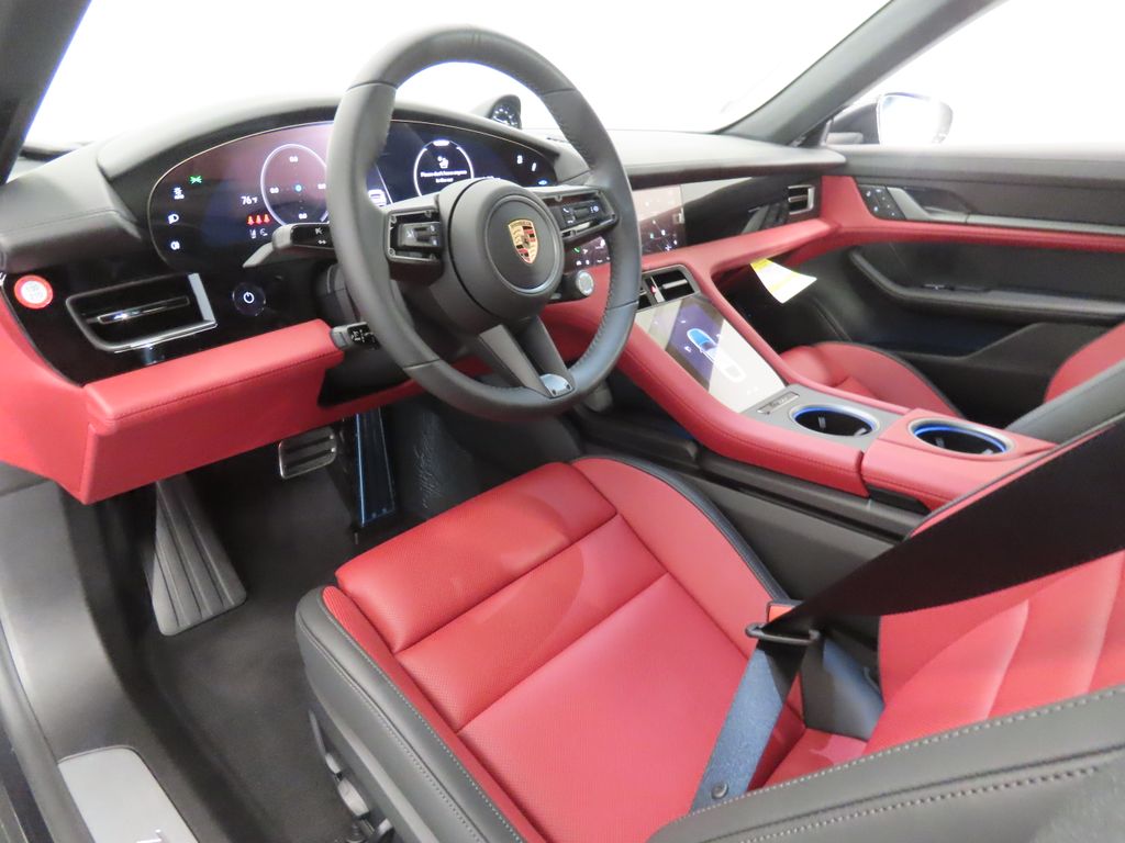 Thumbnail: 2026 Porsche Taycan - 4