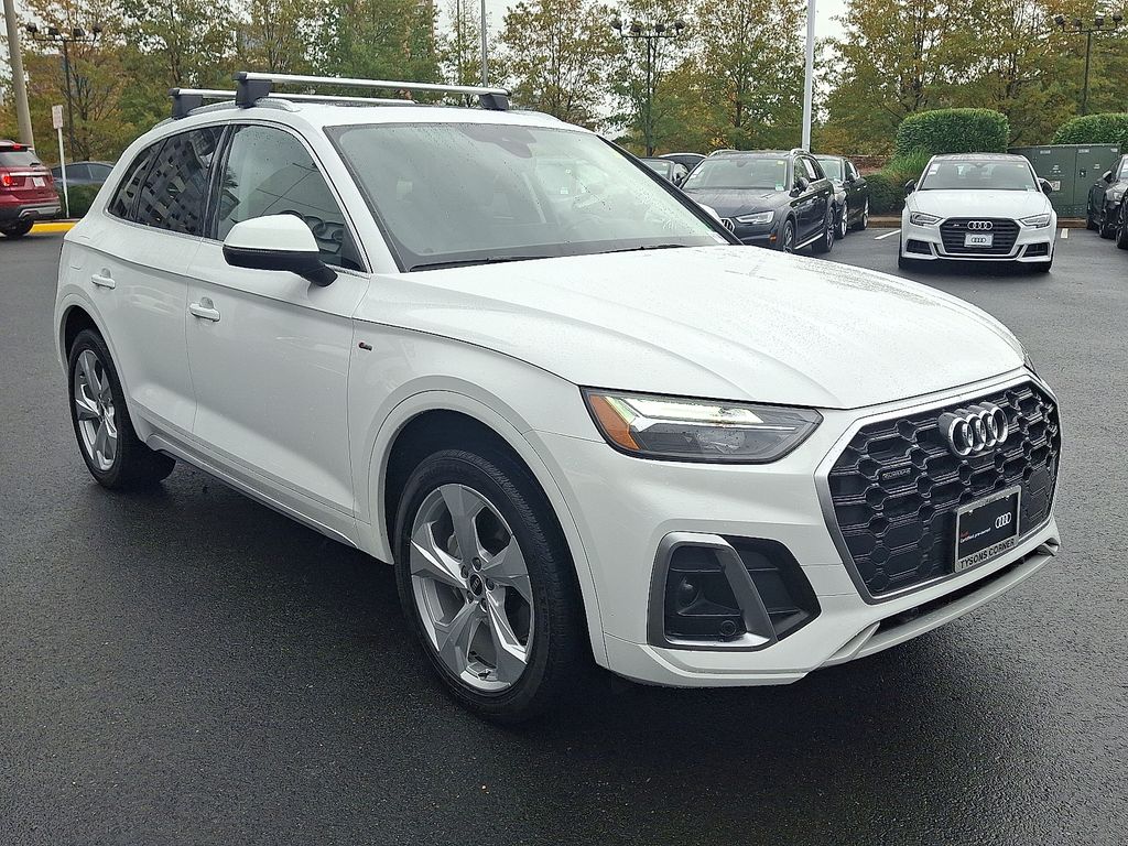 Thumbnail: 2022 Audi Q5 - 3