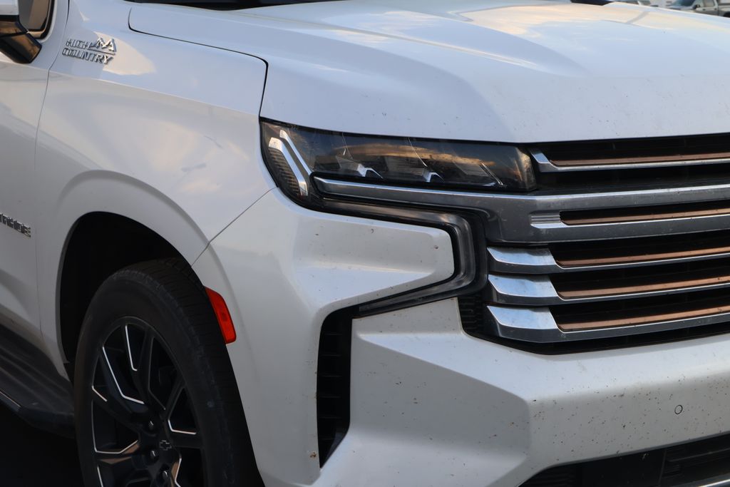Thumbnail: 2023 Chevrolet Tahoe - 4