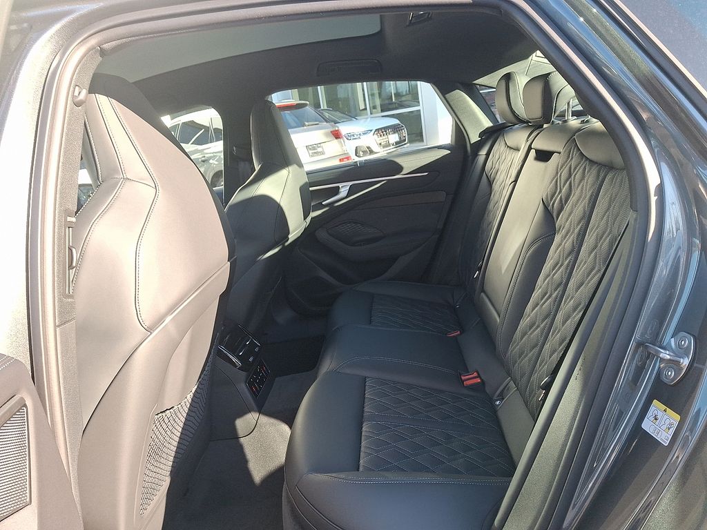 Thumbnail: 2026 Audi A6 - 7