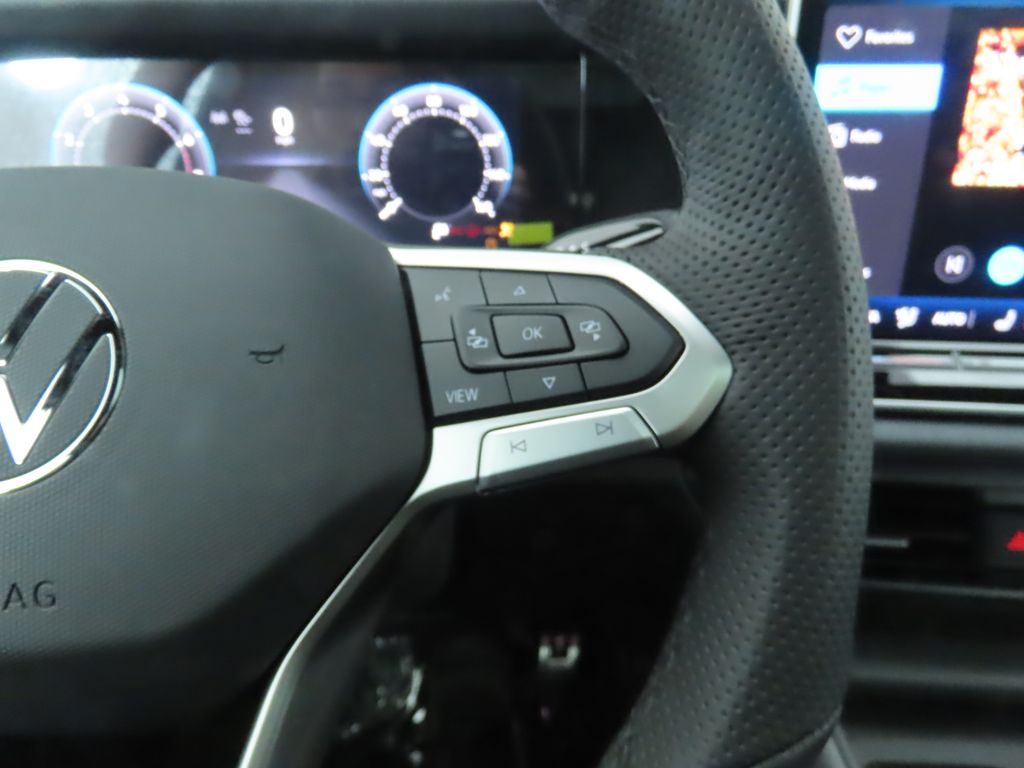 Thumbnail: 2026 Volkswagen Tiguan - 12