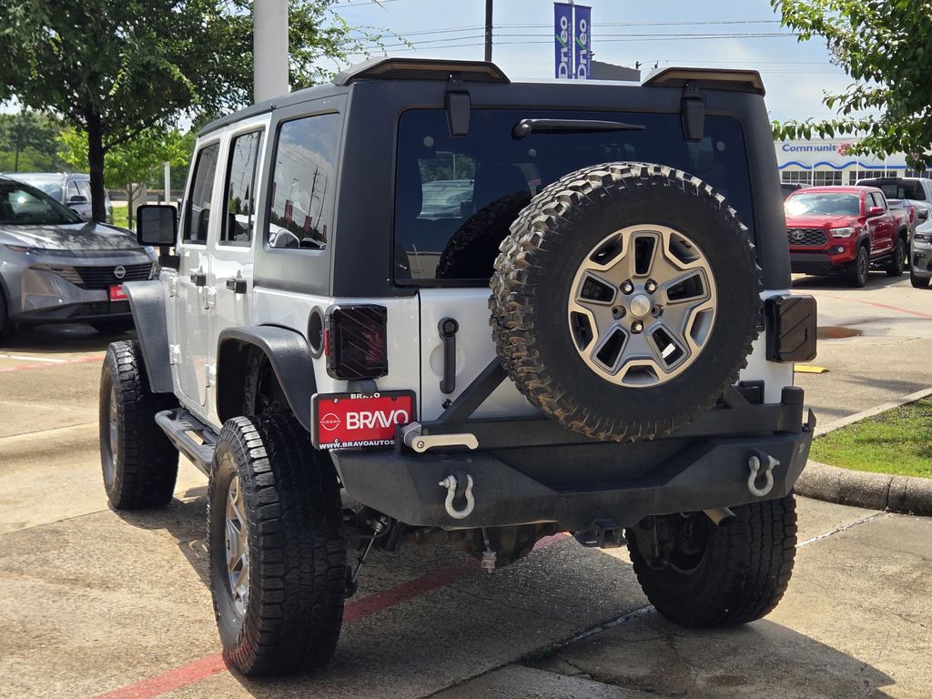 2016 Jeep Wrangler Unlimited Rubicon White at Legacy Ford