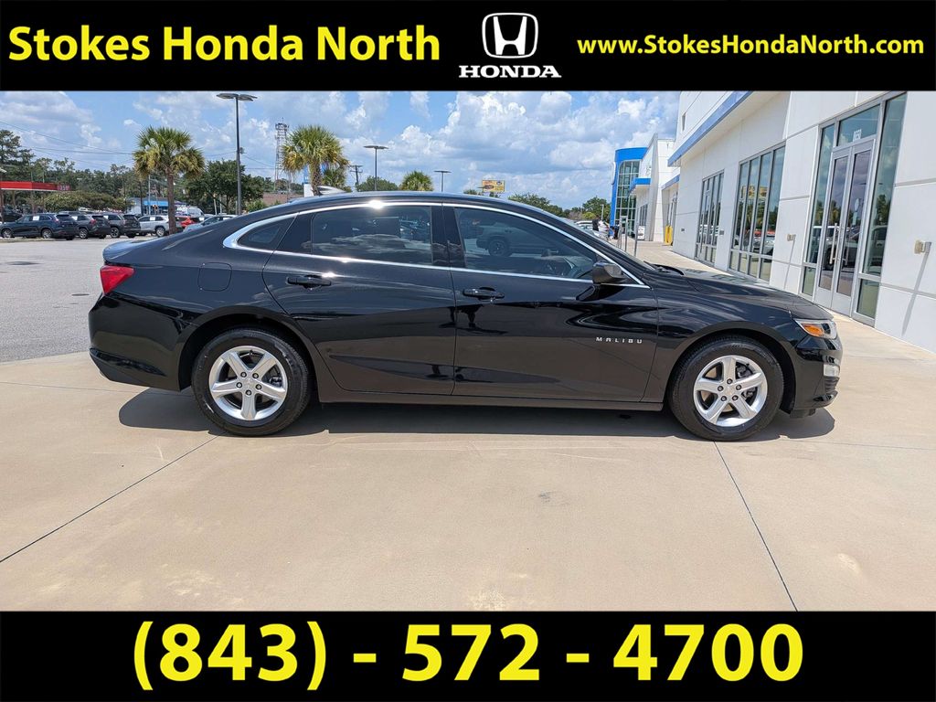 Used 2025 Chevrolet Malibu Sedan