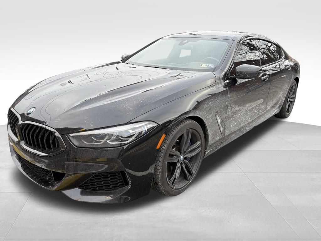 2022 BMW 8 Series 840i's photo