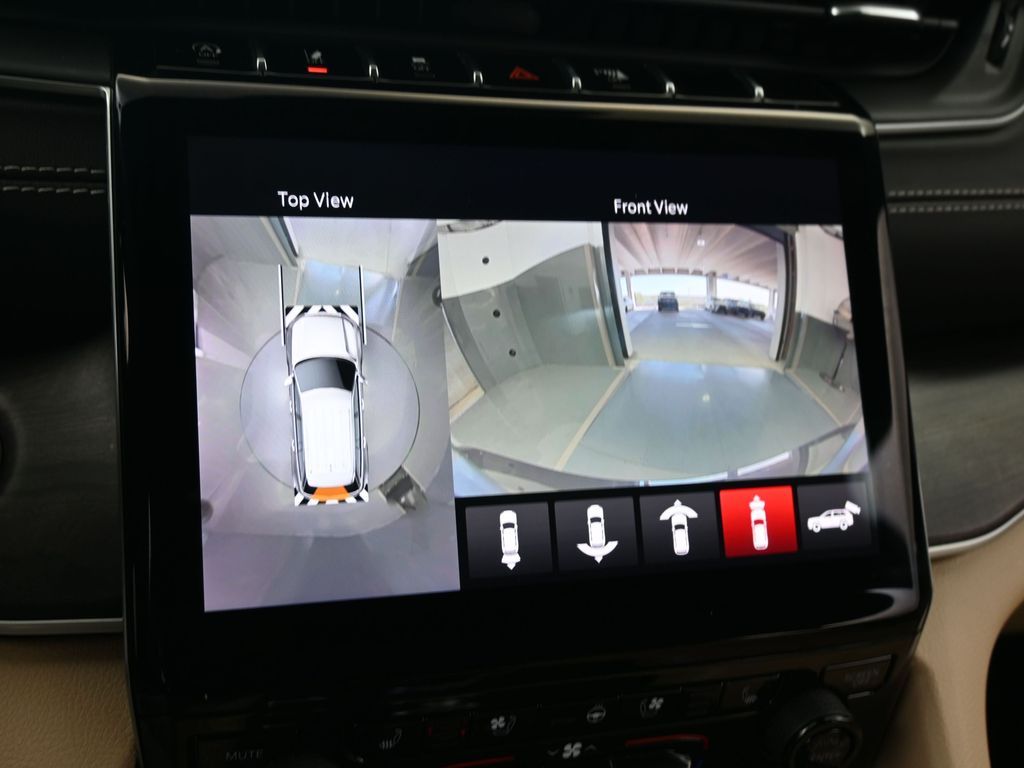 Used 2023 Baltic Gray Metallic Clearcoat Jeep Limited image 22