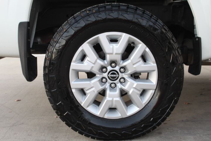 Used Car 2022 Nissan Frontier  Crew Pickup Sv Rear Wheel Drive For Sale Under $25,000 In Georgetown, Texas