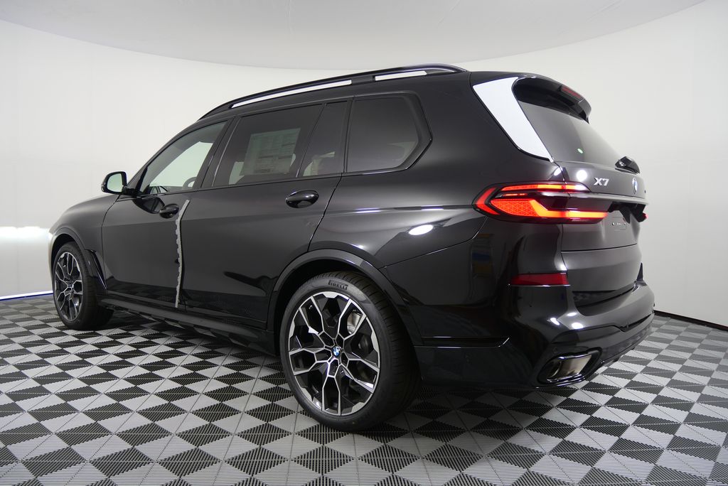 2026 BMW X7 xDrive40i 5