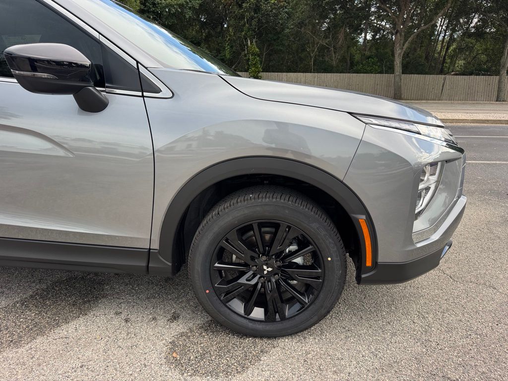 2025 Mitsubishi Eclipse Cross SEL photo 10