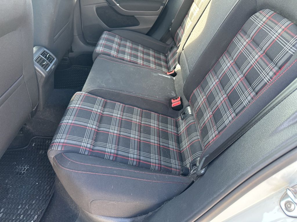 2017 Volkswagen Golf GTI