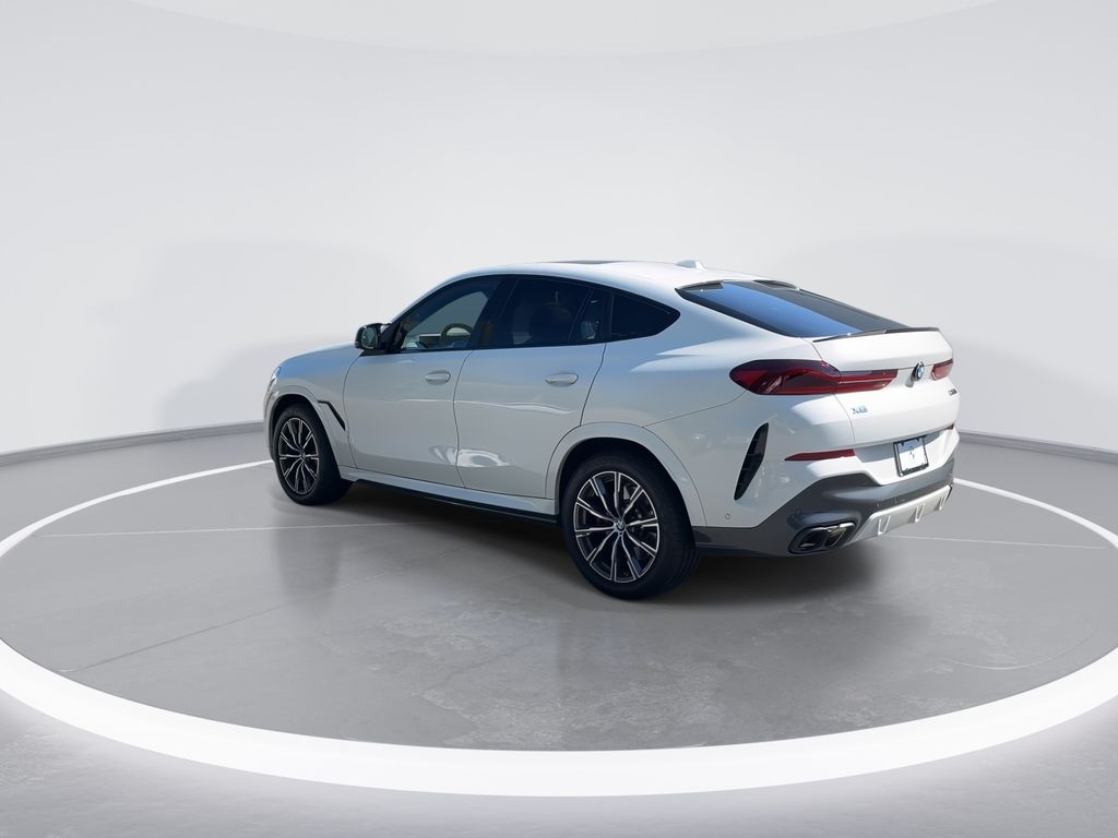 Thumbnail: 2025 BMW X6 - 6